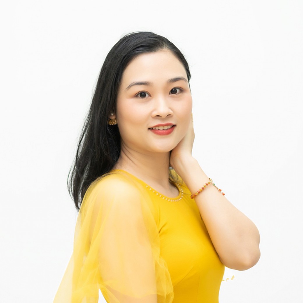 Cô Nguyễn Thị Huyền Trang